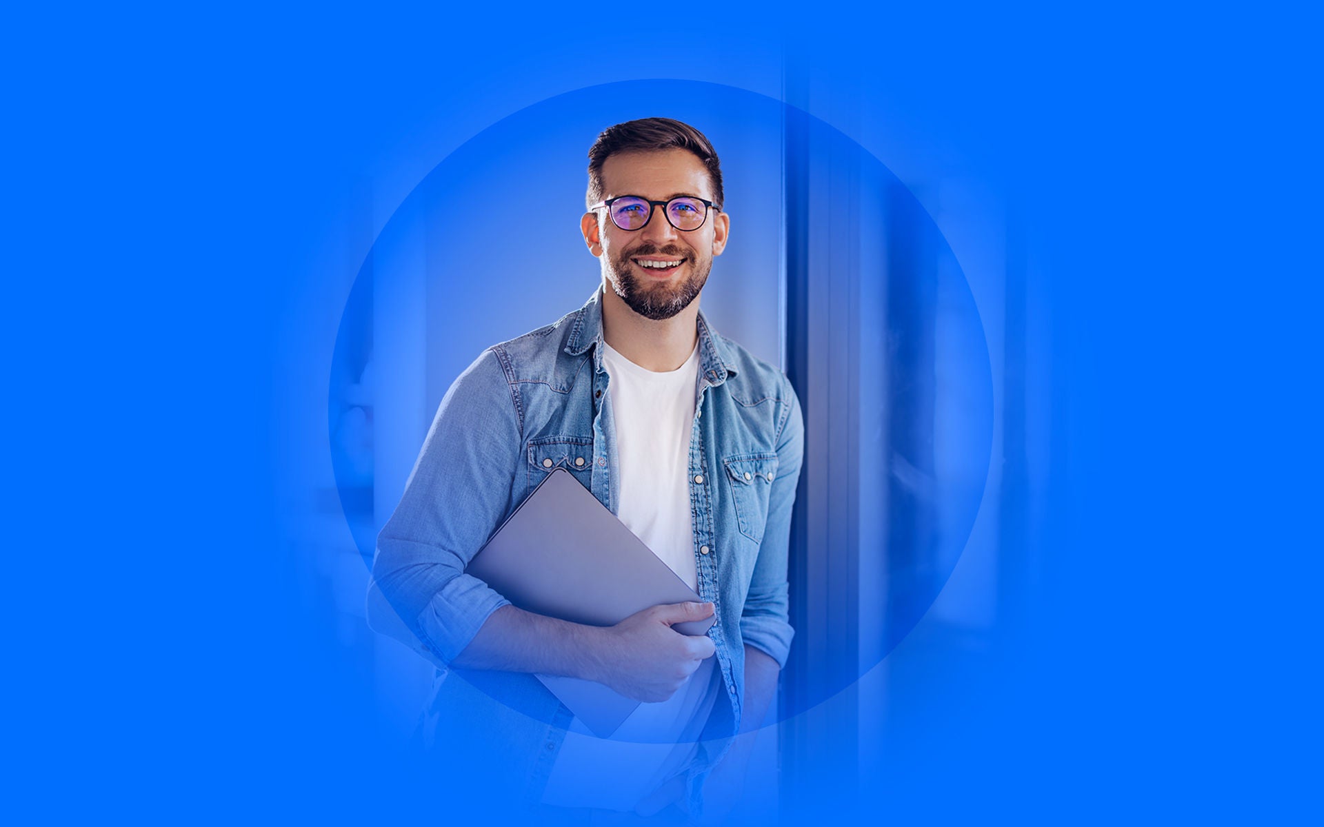Man with laptop
